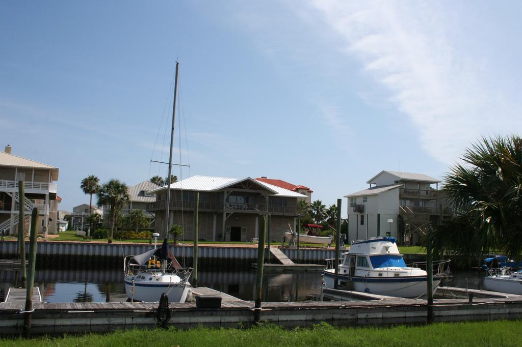 Shell Point Beach Florida